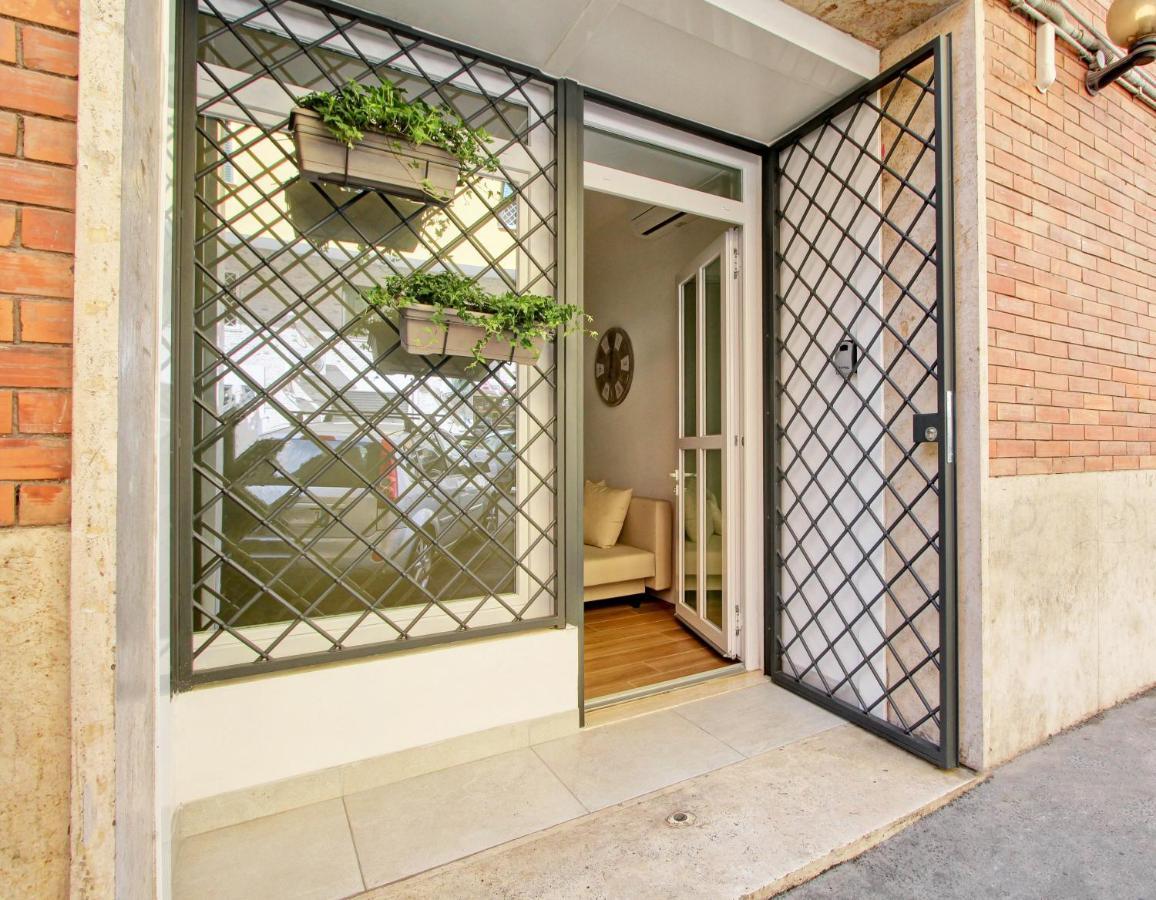 Apartamento Miki'S Corner Roma Exterior foto